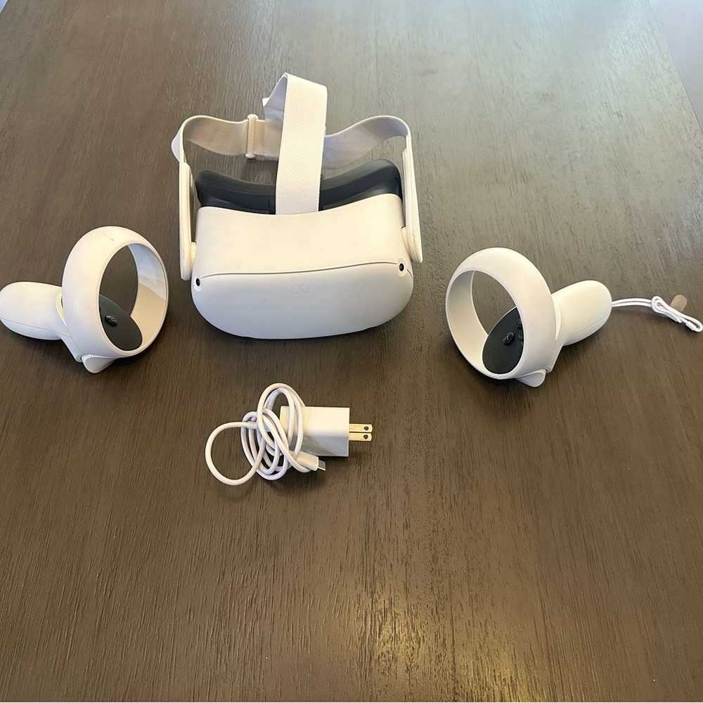 Barely used MetaQuest 2